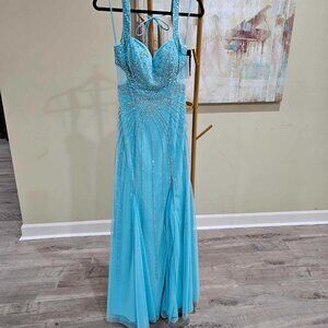NWT Sean Collection Size 6 Sky Blue Gown Prom Evening Pageant Dress Beaded